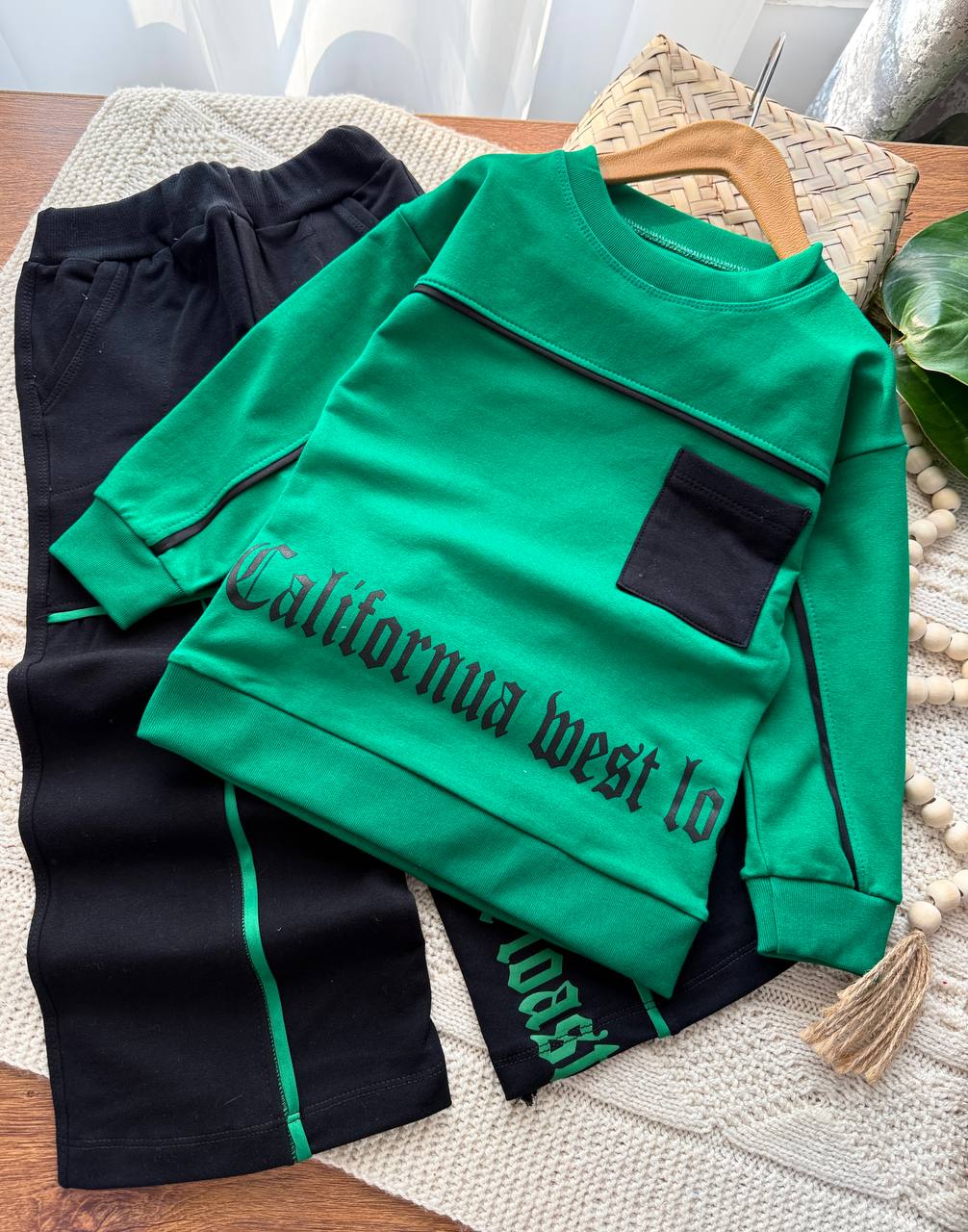 CALIFORNUA 45_50