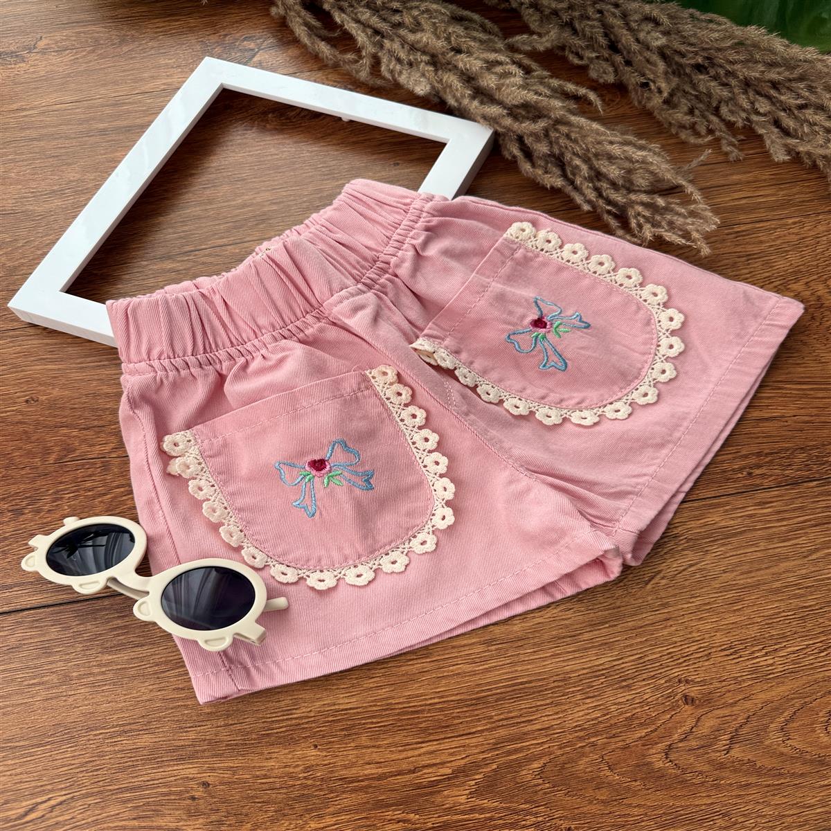 پاپیونی گلدوزی