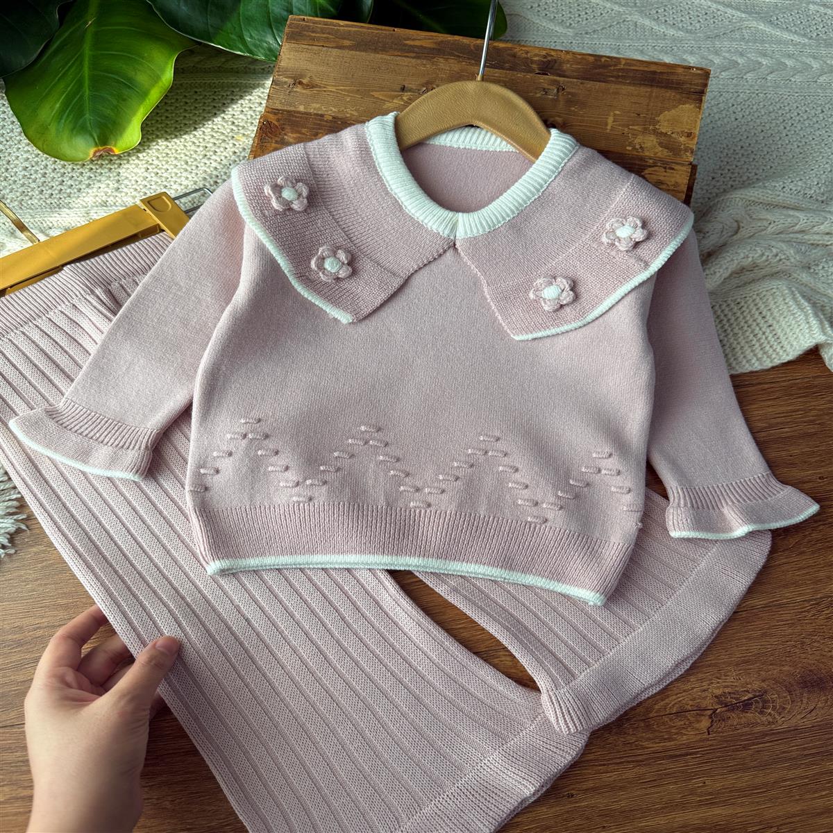  بافت یقه گلدار