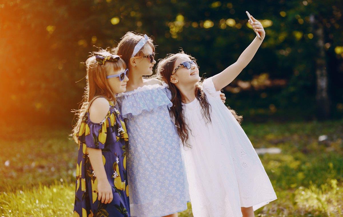 چرا لباس‌های نخی برای کودکان بهترین انتخاب هستند؟