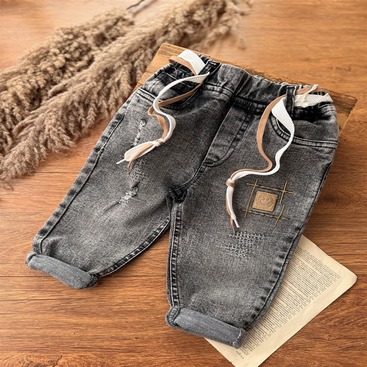 جین  استیکر 